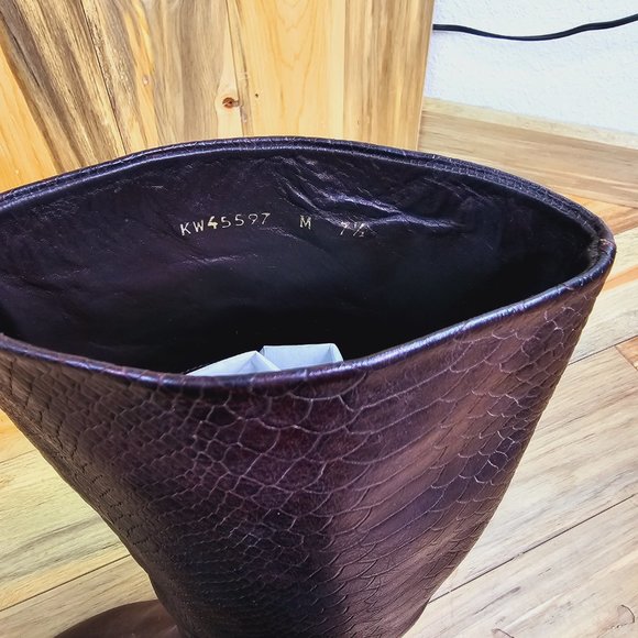 STUART WEITZMAN Crocodile Embossed Brown Leather Hidden Wedge Boots 7.5 - Picture 8 of 11